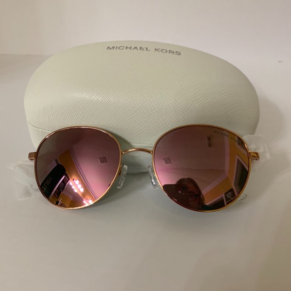 NWT Michael Kors sunglasses with pink tent - Picture 1 of 3